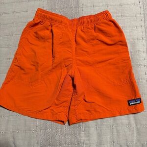 Patagonia Boy’s Orange Board Shorts S Back Pocket Drawstring Mesh Lining